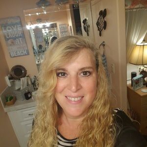 Meet your Posher, Cheryl